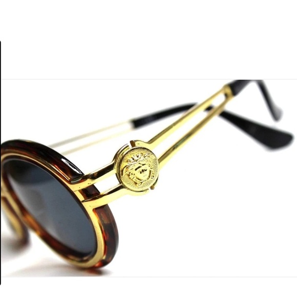 VINTAGE Gianni Versace Gold Frame Sunglasses with Brown Prescription Lenses - Picture 15 of 16